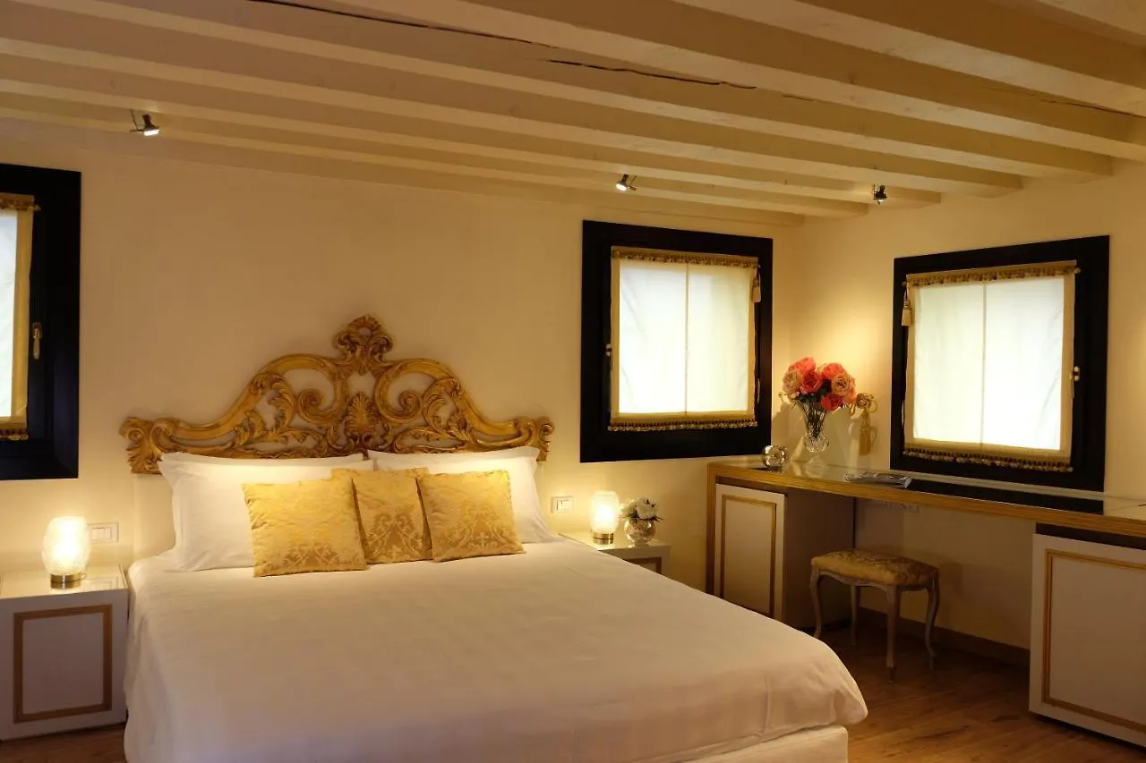 Relais Venezia Hotel