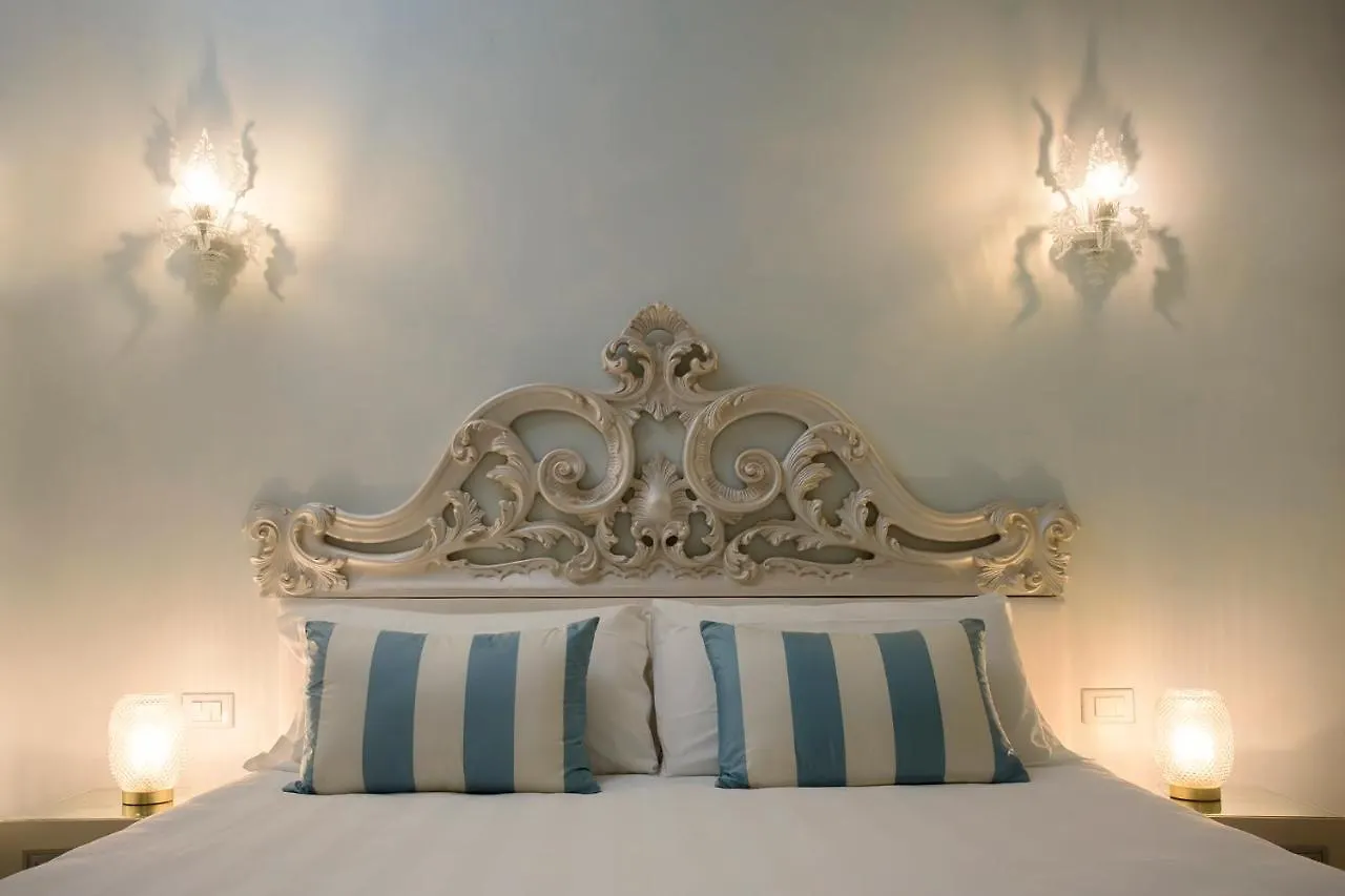 Relais Venezia Hotel