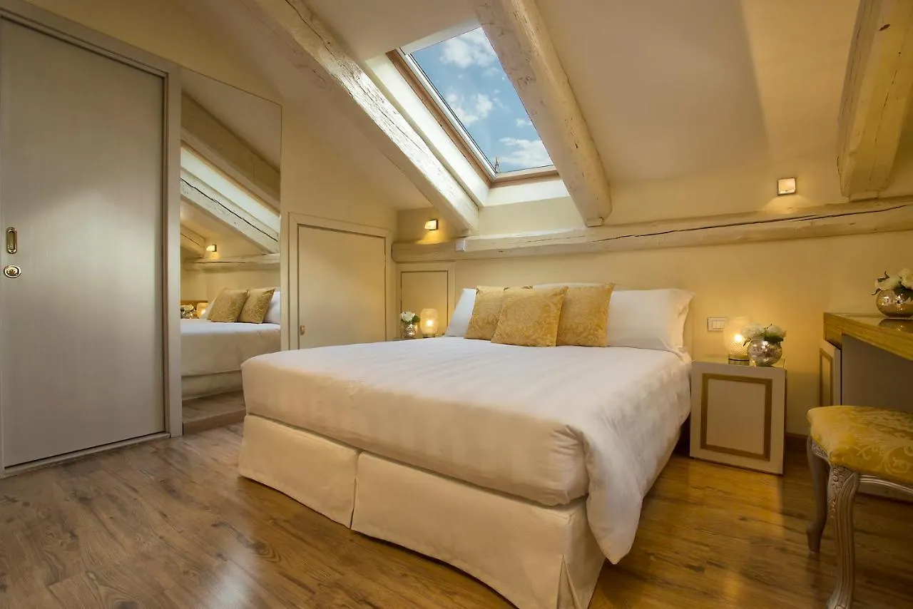 Relais Venezia Hotel